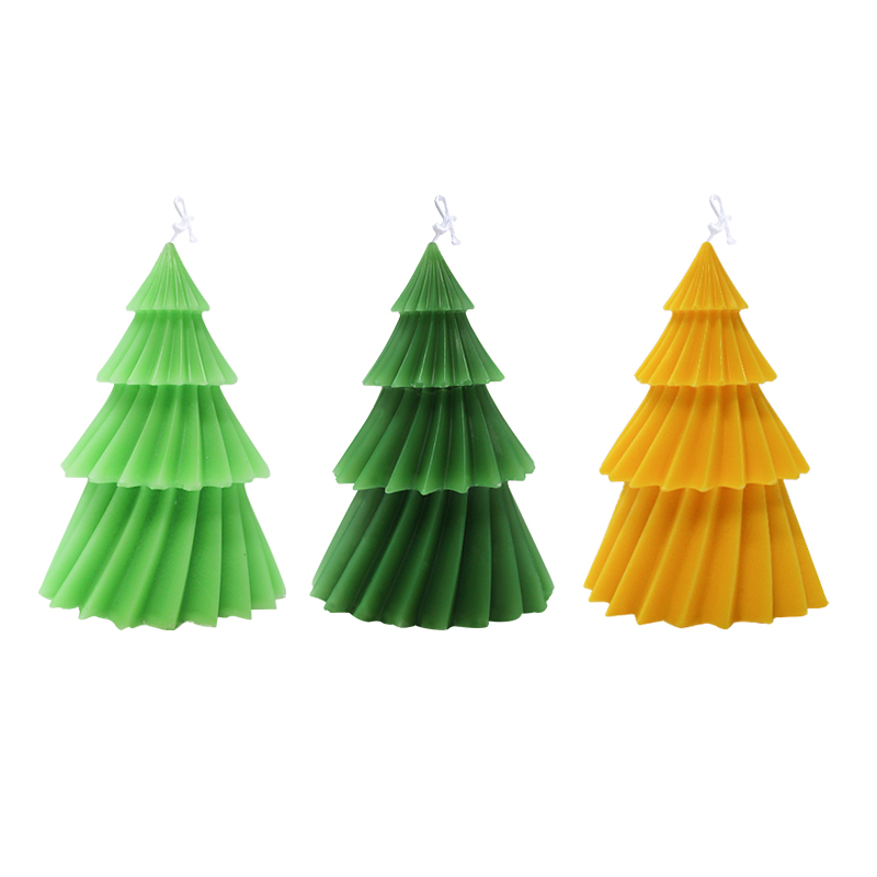 Origami božićno drvce u tri boje